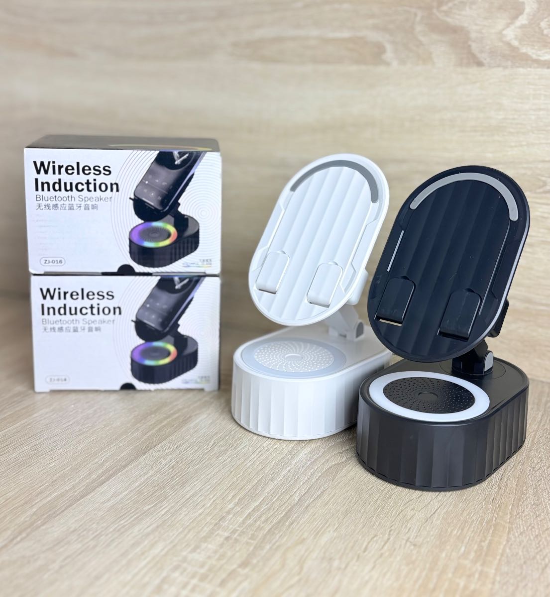 Soporte para Celular 3 en 1 con Altavoz Bluetooth, Giro 360° y Diseño Plegable